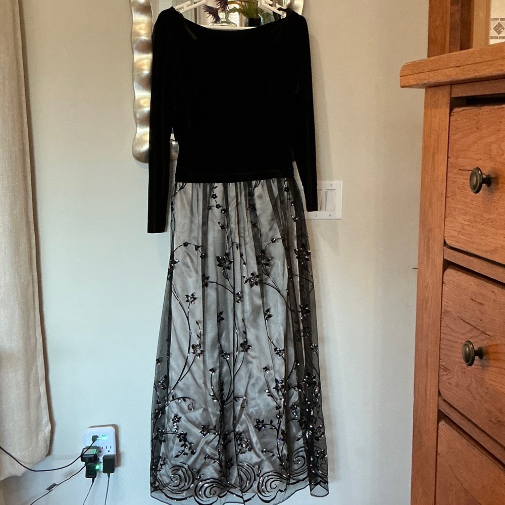 Patra Black and Gray Maxi Dress